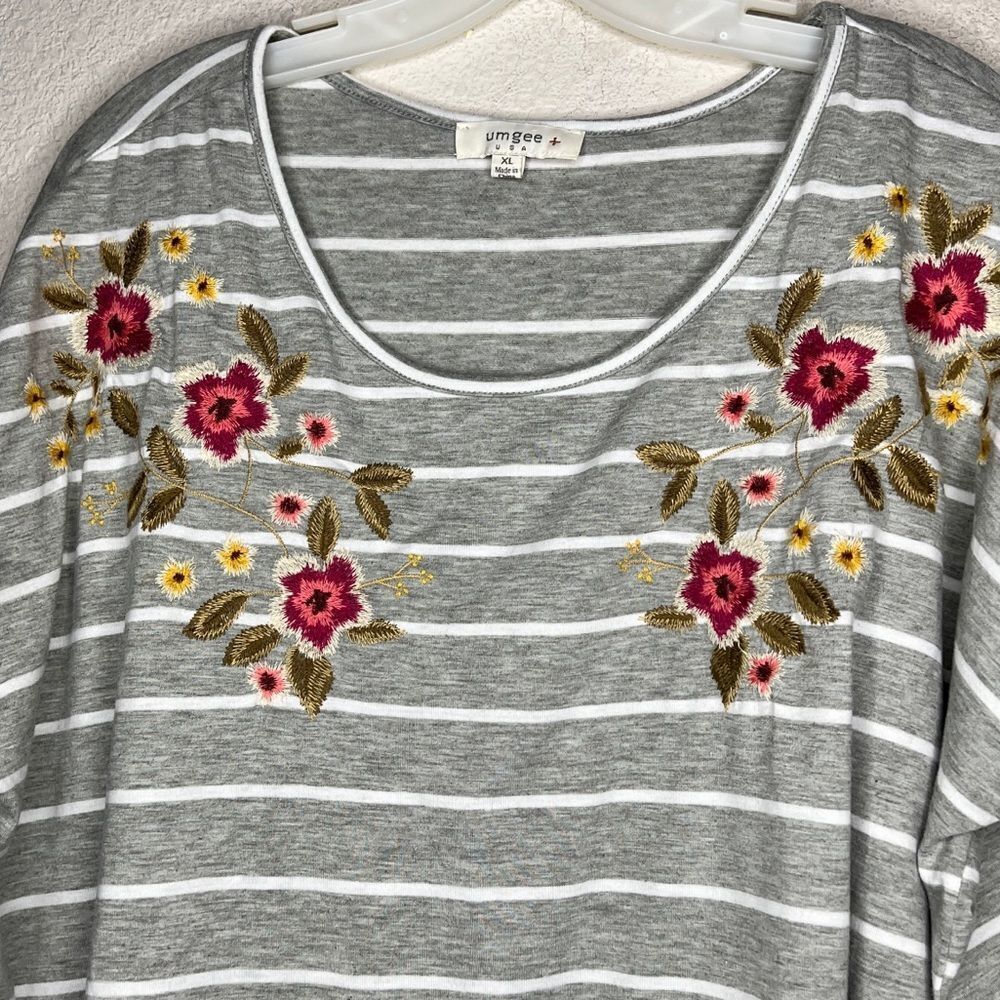 Umgee Floral Embroidered Top - Picture 3 of 8